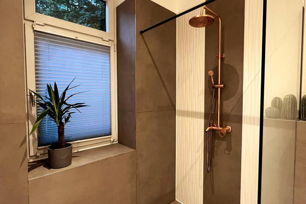 Soul-Apartment Terrasse Privat-Parkplatz Boxspringbett 55Zoll Tv Wlan Лайпциг Екстериор снимка